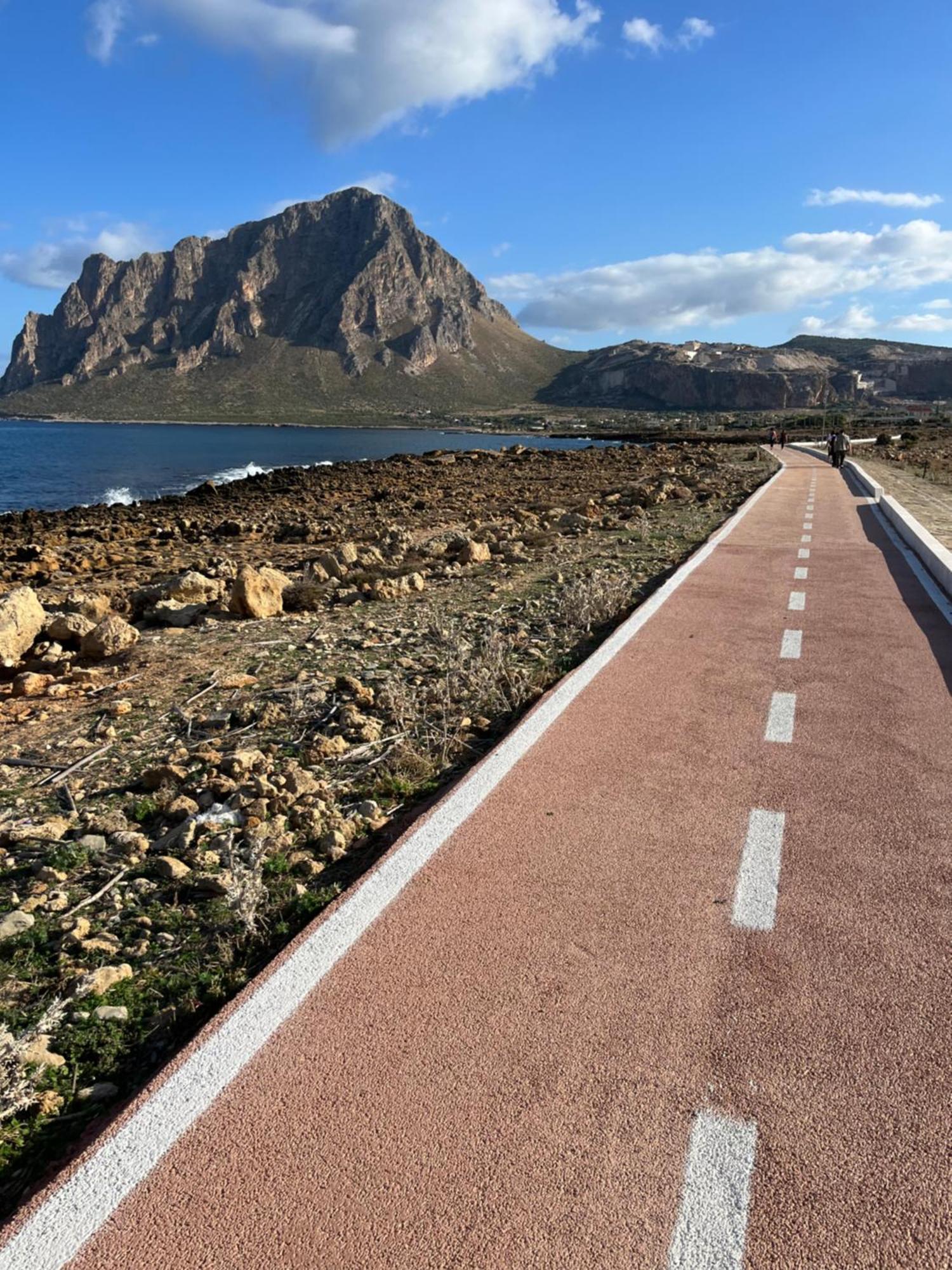 Casa Vacanza Villa Giovanna Valderice Eksteriør billede